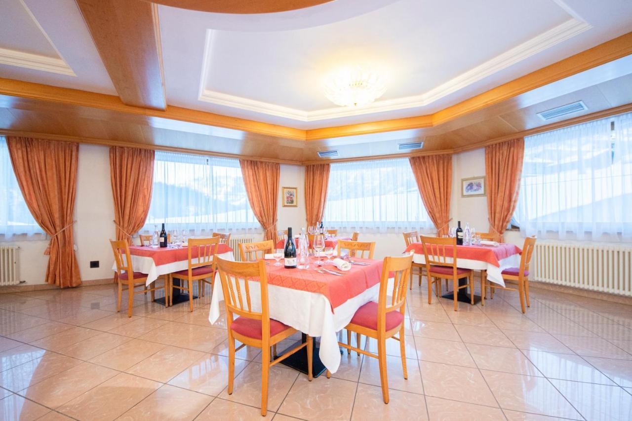 Flos Hotel Moena Dış mekan fotoğraf