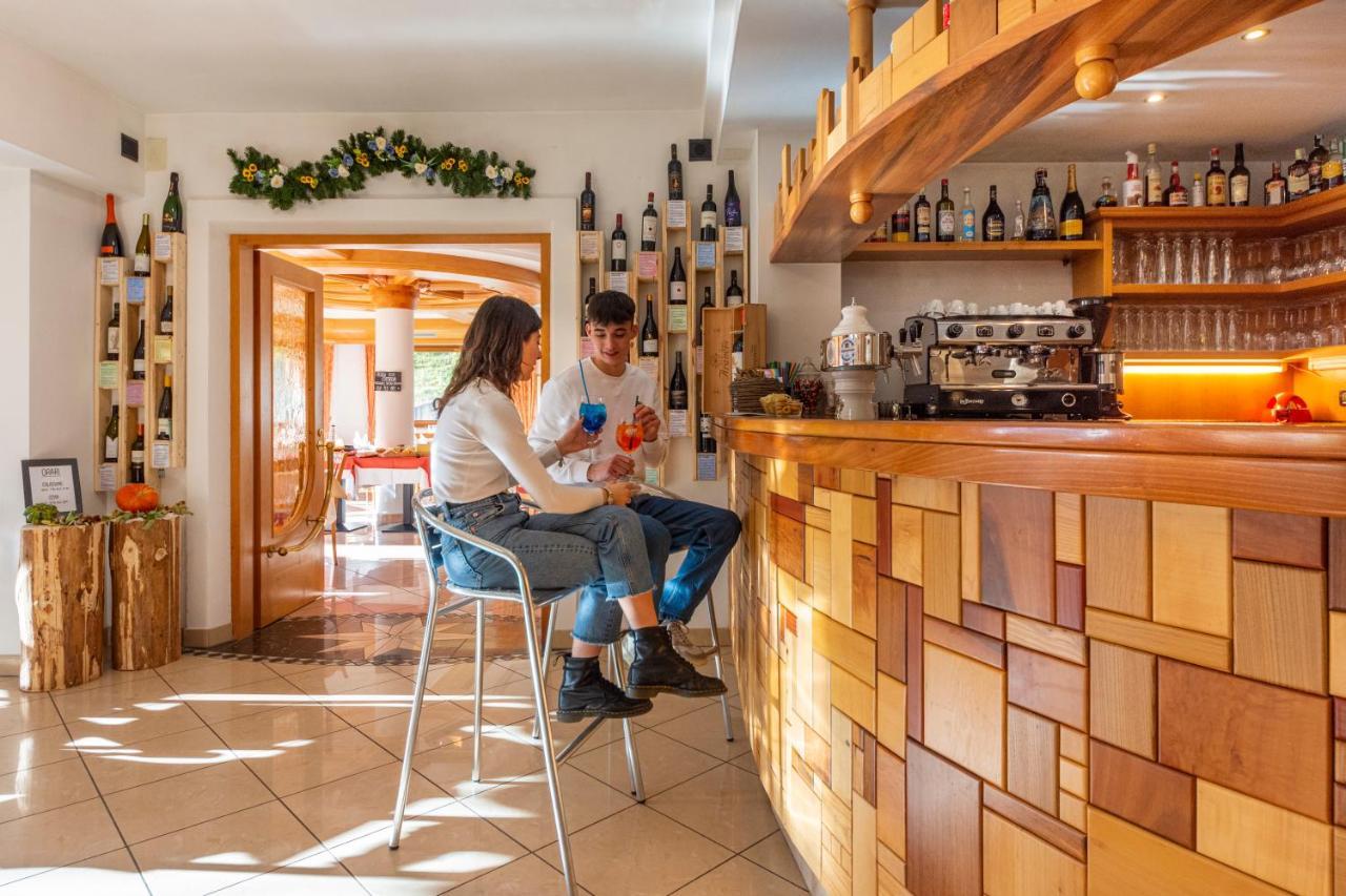 Flos Hotel Moena Dış mekan fotoğraf