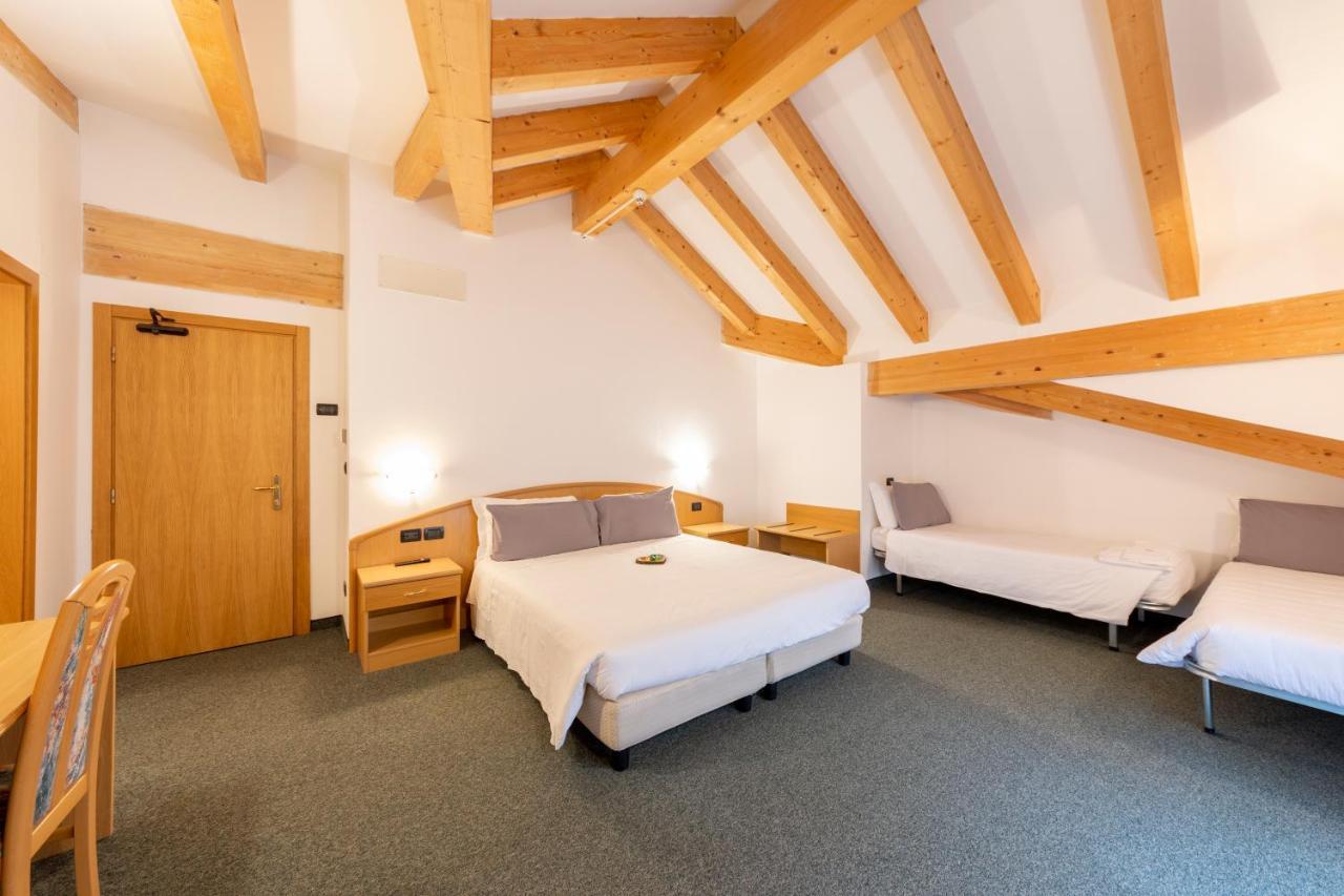 Flos Hotel Moena Dış mekan fotoğraf