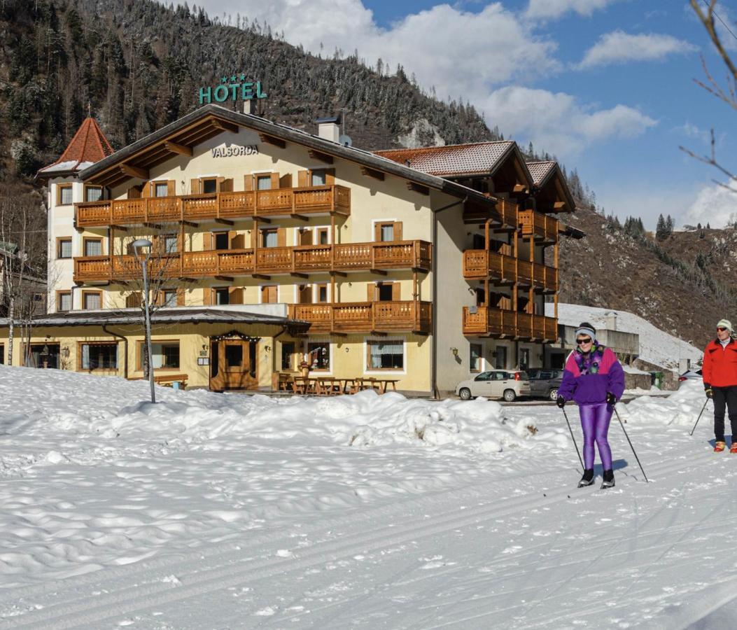 Flos Hotel Moena Dış mekan fotoğraf