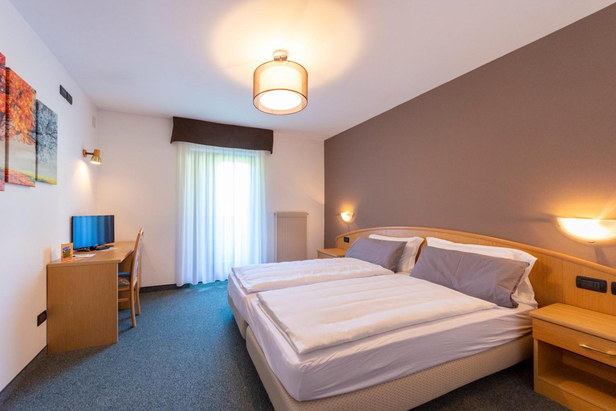 Flos Hotel Moena Dış mekan fotoğraf